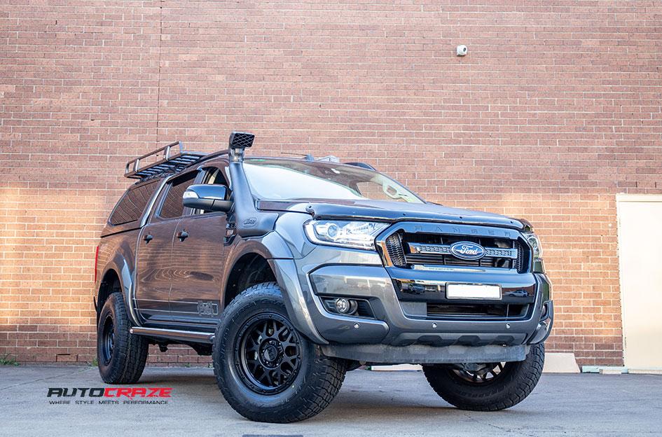 FORD RANGER GRENADE OR MATTE BLACK